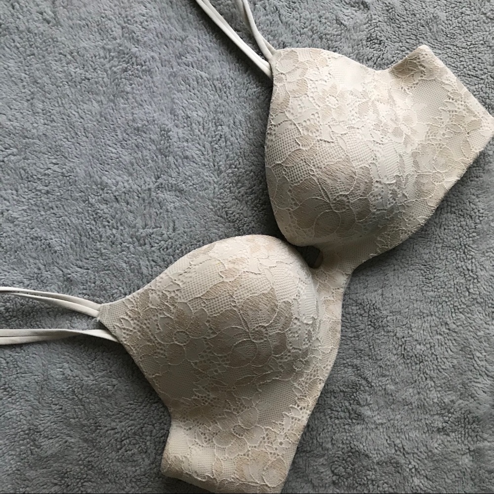 Victoria's Secret Angels Secret Embrace Bra 34B
